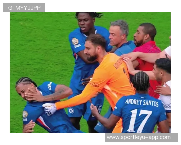 世俱杯决赛恩里克锁喉事件引发热议但至今未受处罚